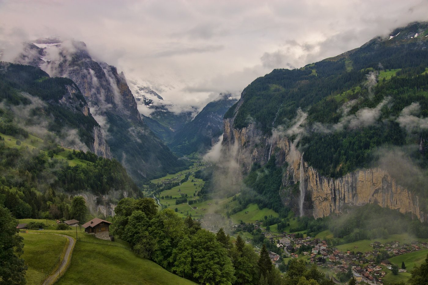 Lauterbrunnen valley, Lauterbrunnen